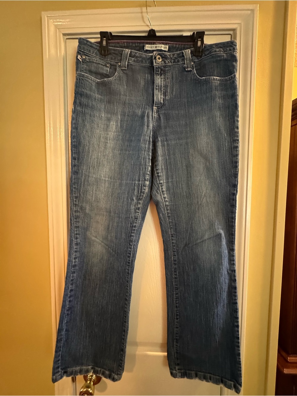 Classic Women's Blue Denim Jeans - Tommy Hilfiger
